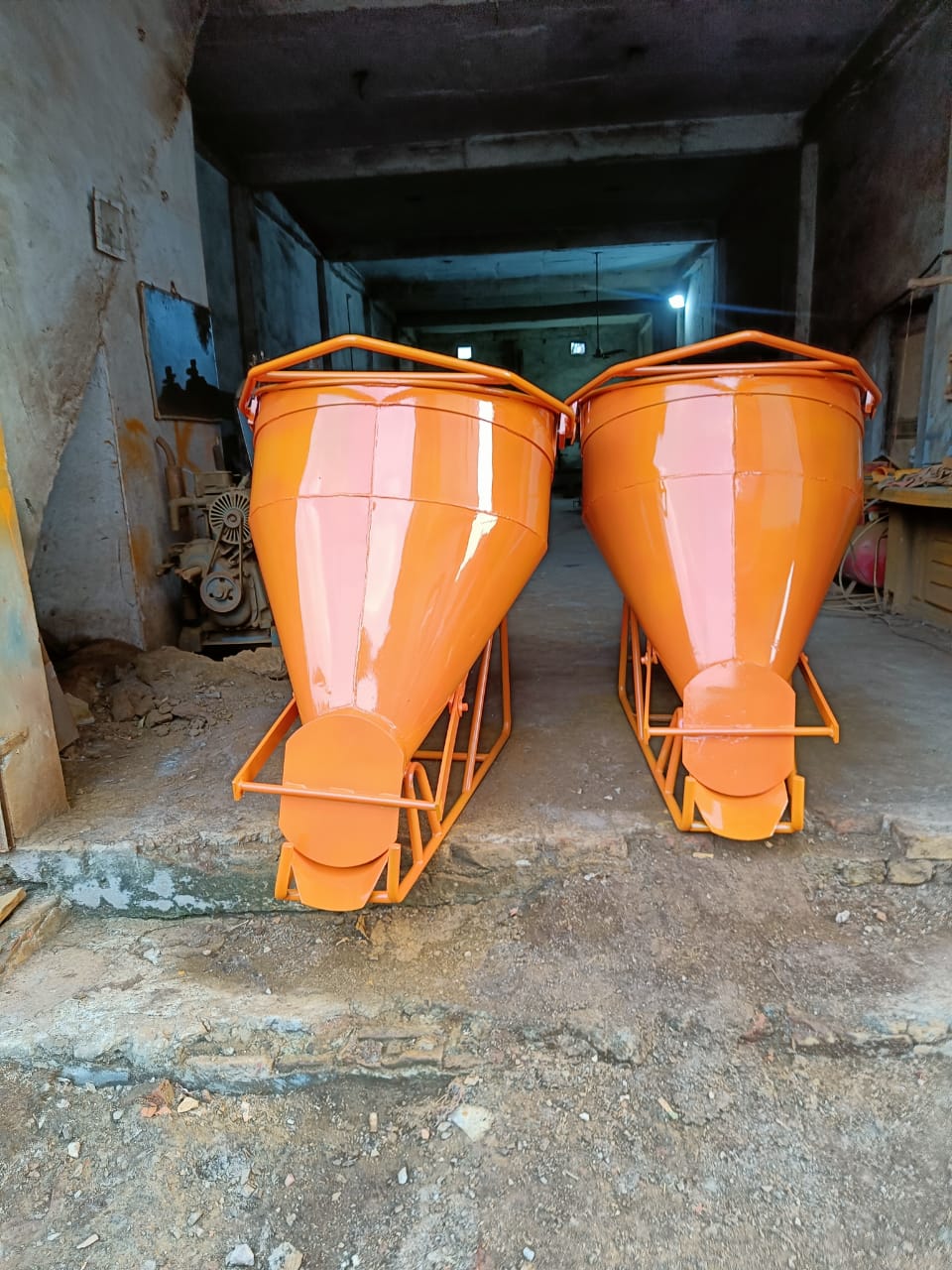Banana Bucket(Concrete Bucket)
